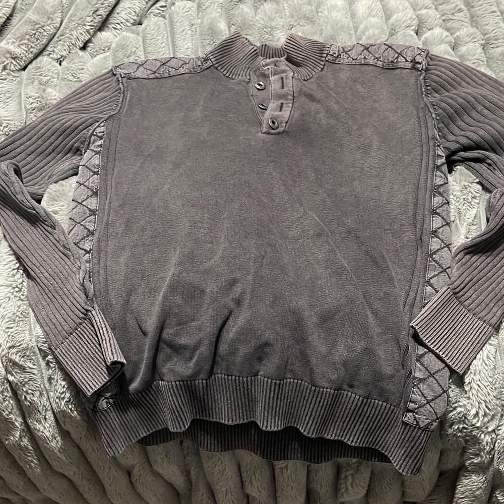 Buckle Black Label Men's Gray Crewneck Sweater